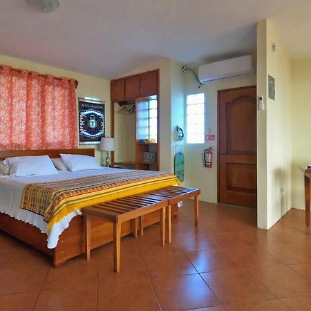 פוארטו בקריסו מורנו The Galeodan Suites מראה חיצוני תמונה